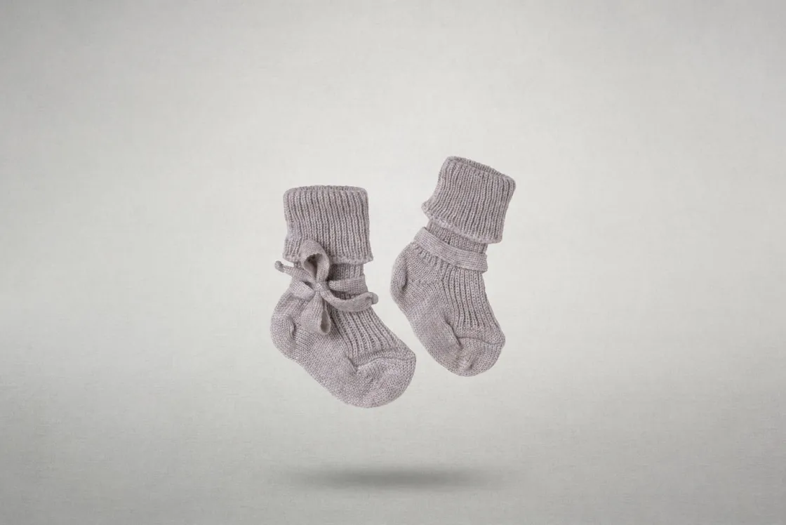 Wildling Shoes Bekleidung>Babysocke "Chiengora® by YarnSustain"